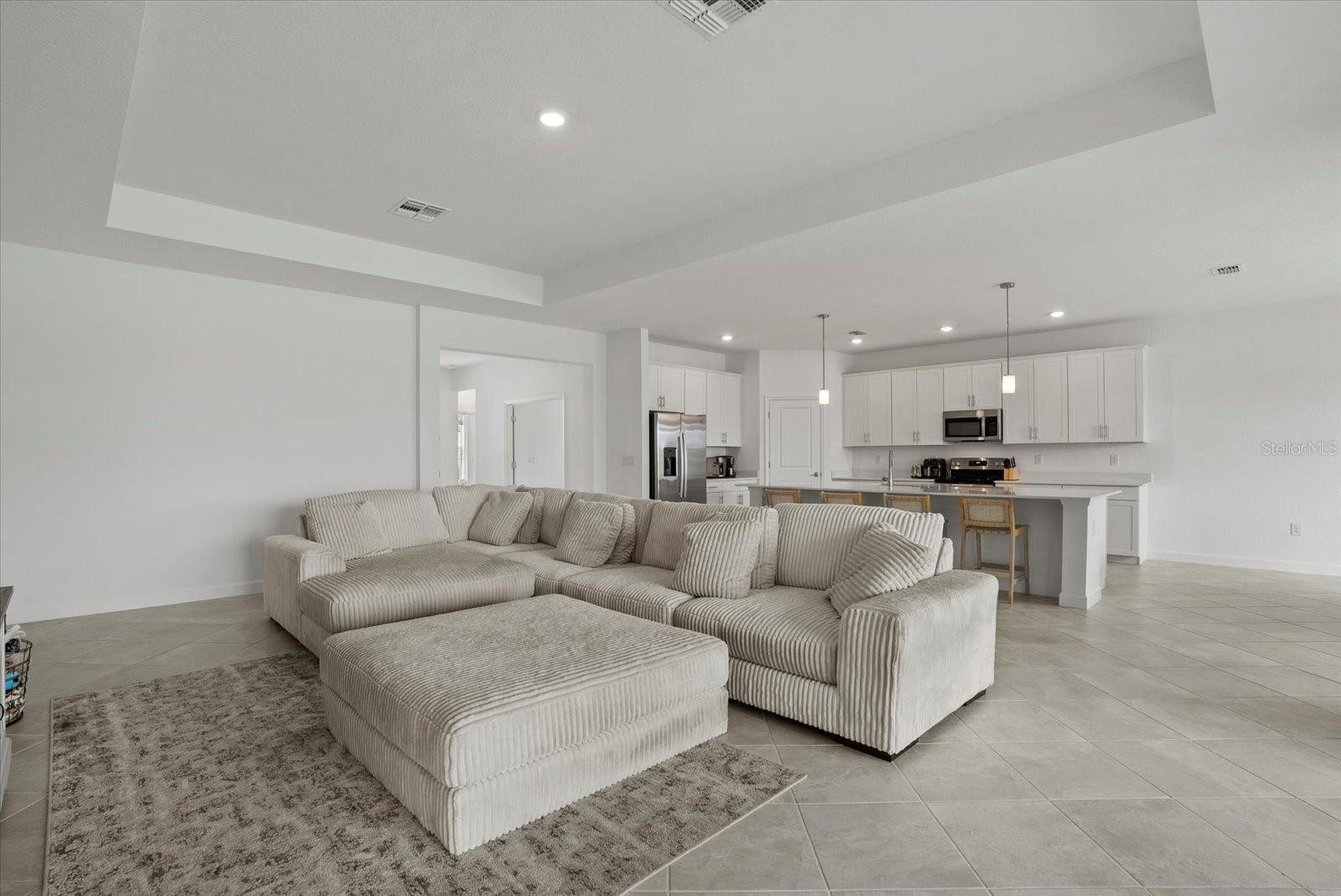 Image 12 of 43 For 8554 Saint Kitts Circle