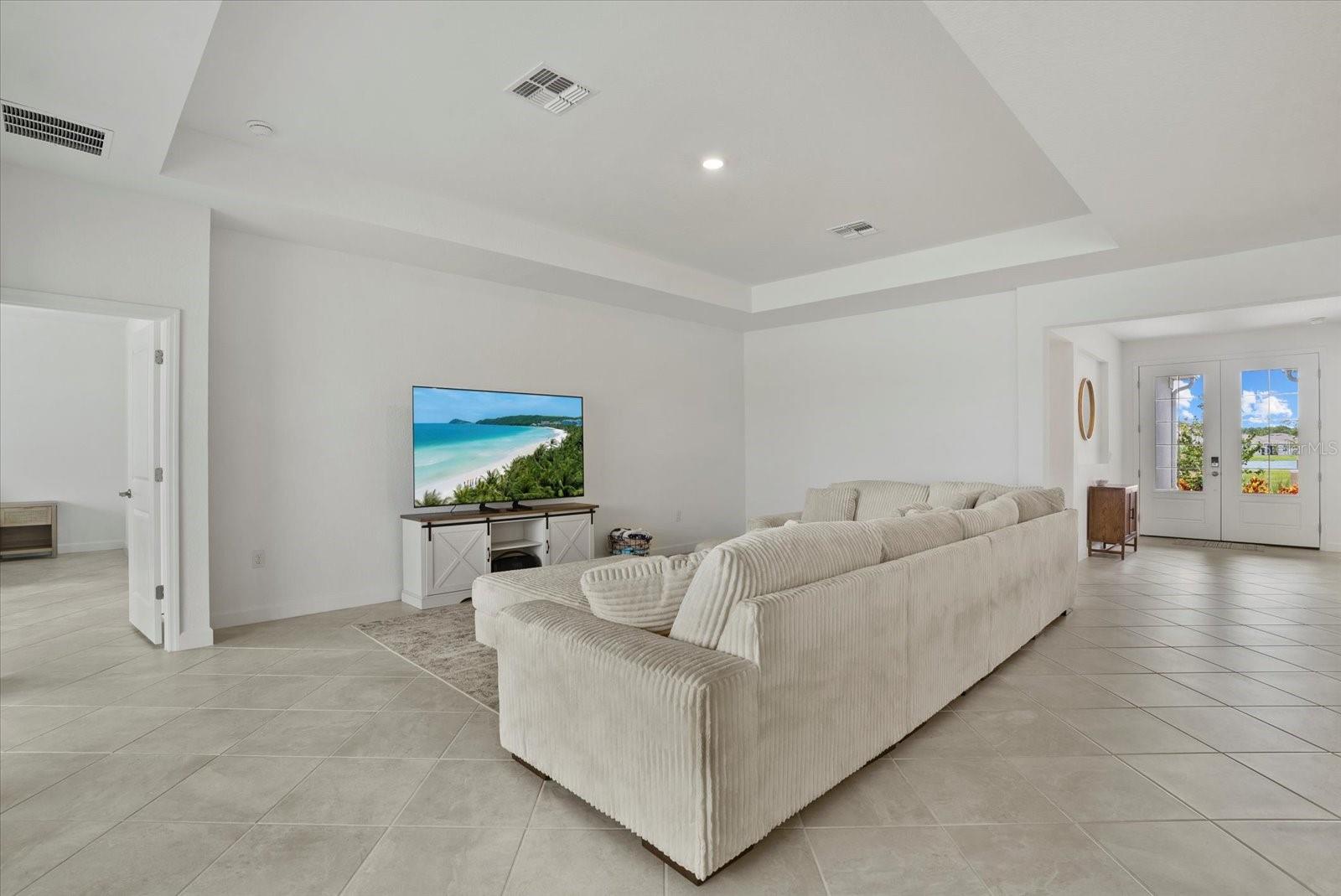 Image 13 of 43 For 8554 Saint Kitts Circle
