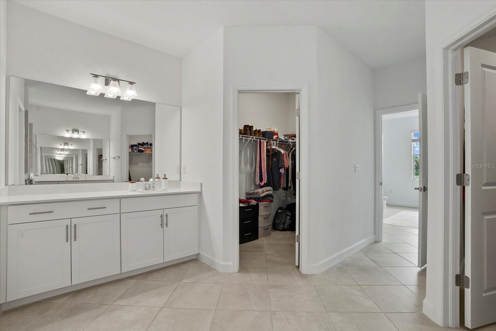Image 19 of 43 For 8554 Saint Kitts Circle