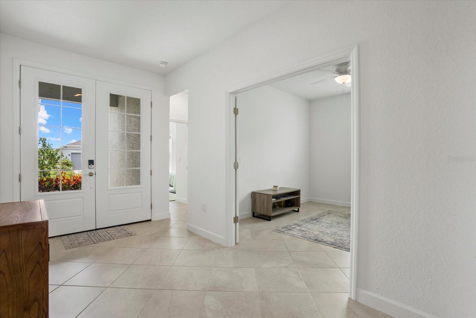 Image 22 of 43 For 8554 Saint Kitts Circle