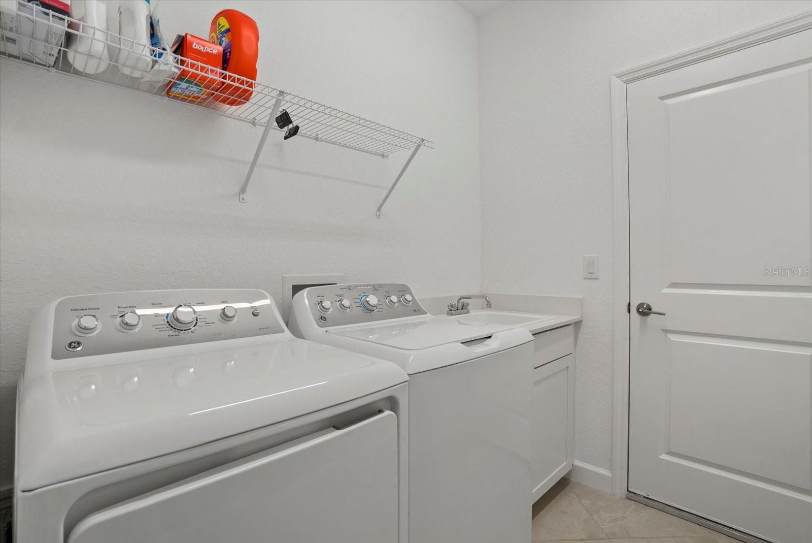 Image 28 of 43 For 8554 Saint Kitts Circle