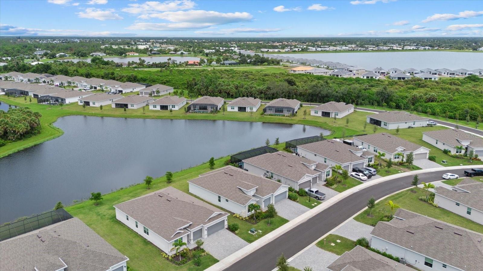 Image 32 of 43 For 8554 Saint Kitts Circle
