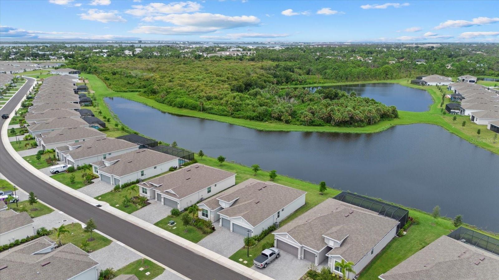 Image 33 of 43 For 8554 Saint Kitts Circle