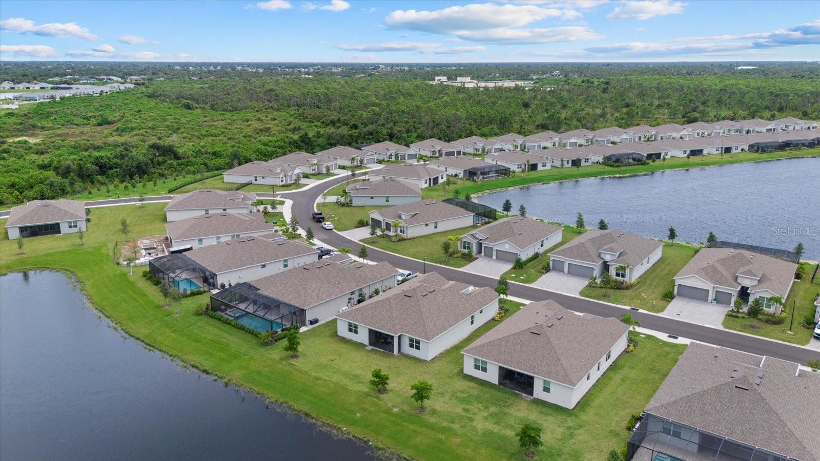 Image 36 of 43 For 8554 Saint Kitts Circle