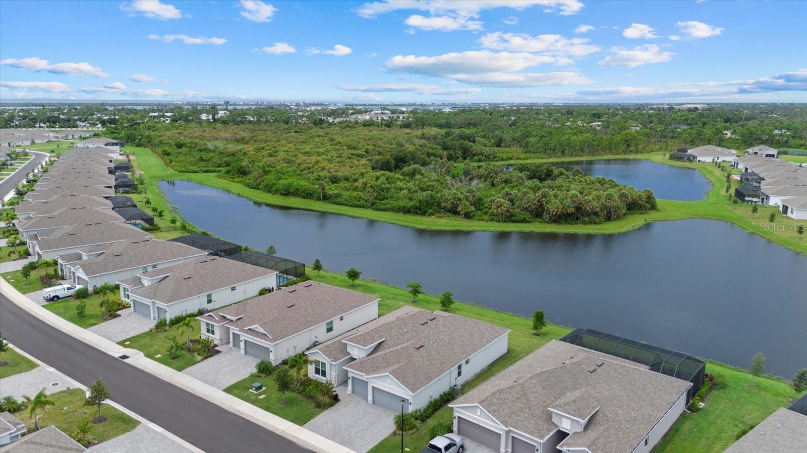 Image 4 of 43 For 8554 Saint Kitts Circle