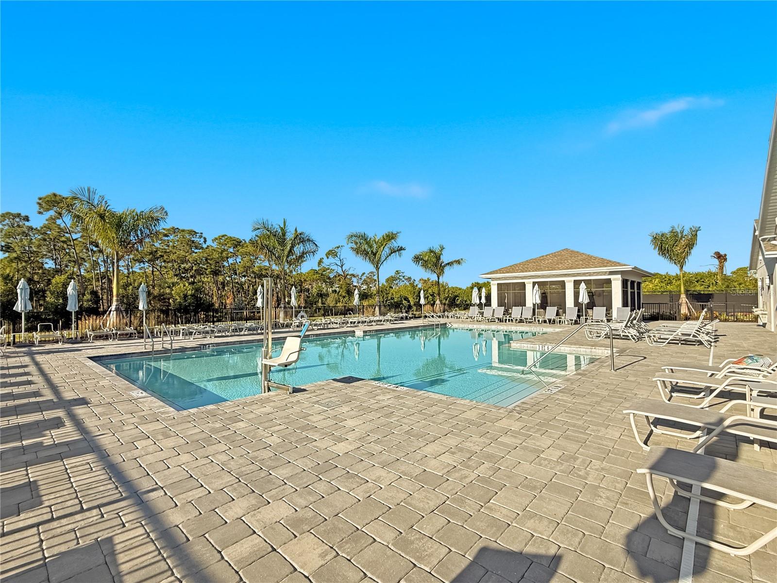 Image 47 of 61 For 8554 Saint Kitts Circle