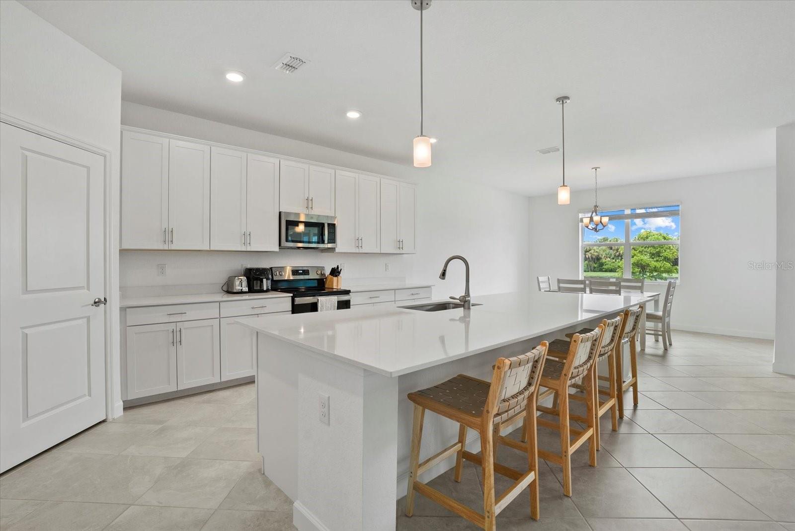 Image 6 of 43 For 8554 Saint Kitts Circle