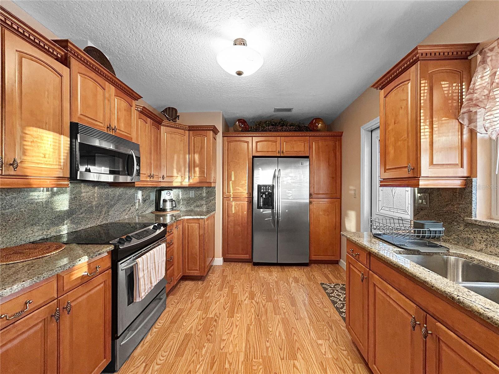 Image 3 of 17 For 624 71st Avenue