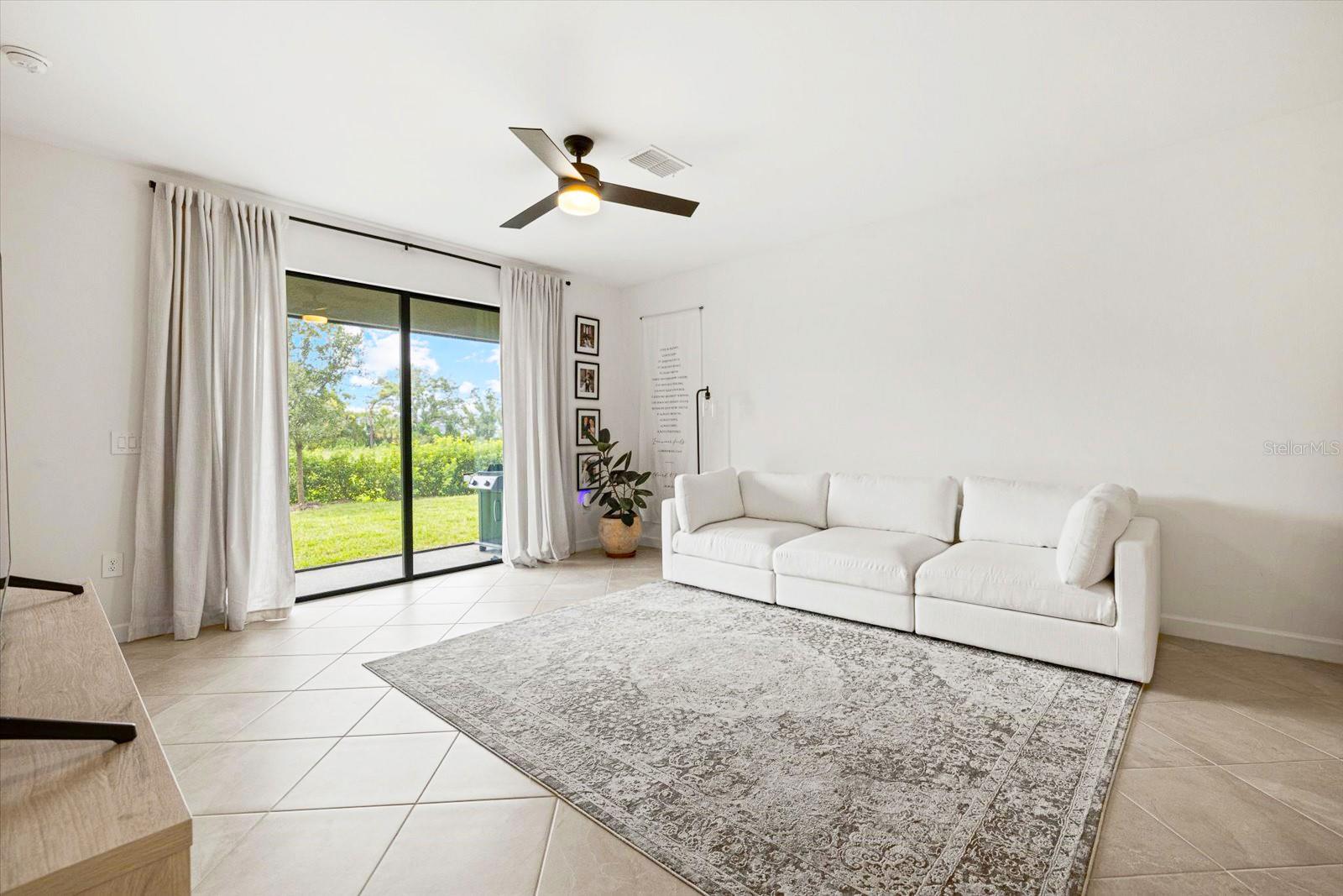 Image 10 of 68 For 14812 Lyla Terrace