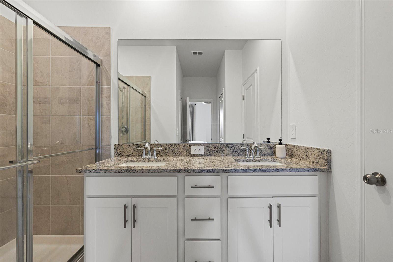 Image 24 of 68 For 14812 Lyla Terrace