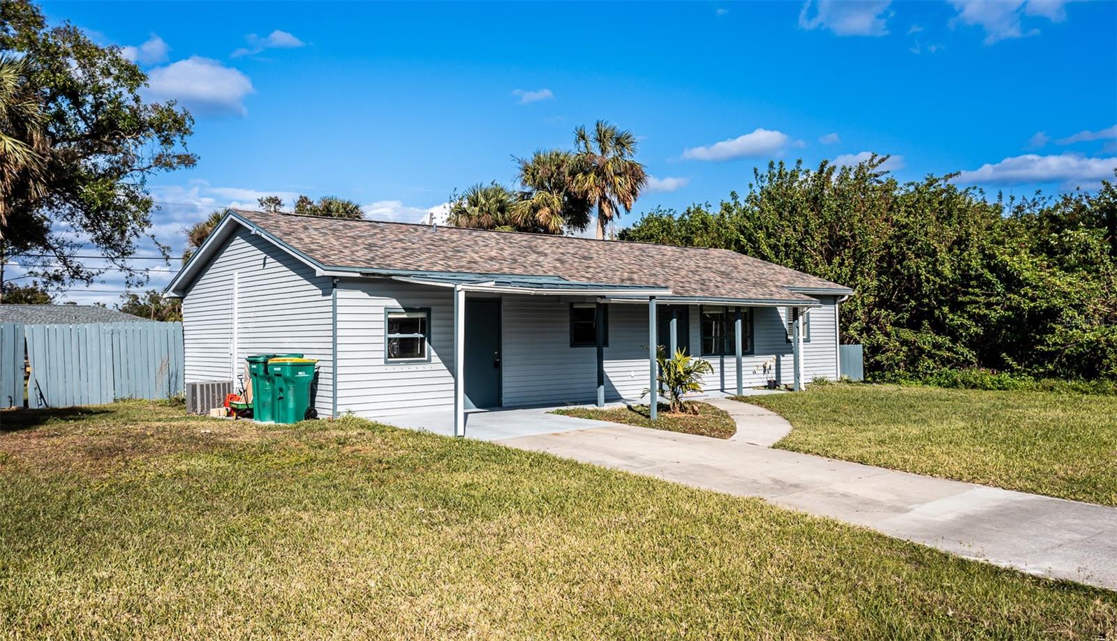 Image 3 of 18 For 20310 Lorenzo Avenue