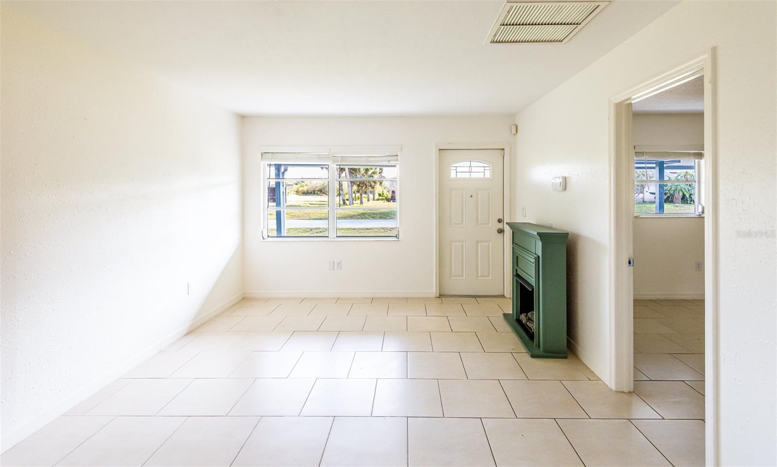 Image 5 of 18 For 20310 Lorenzo Avenue