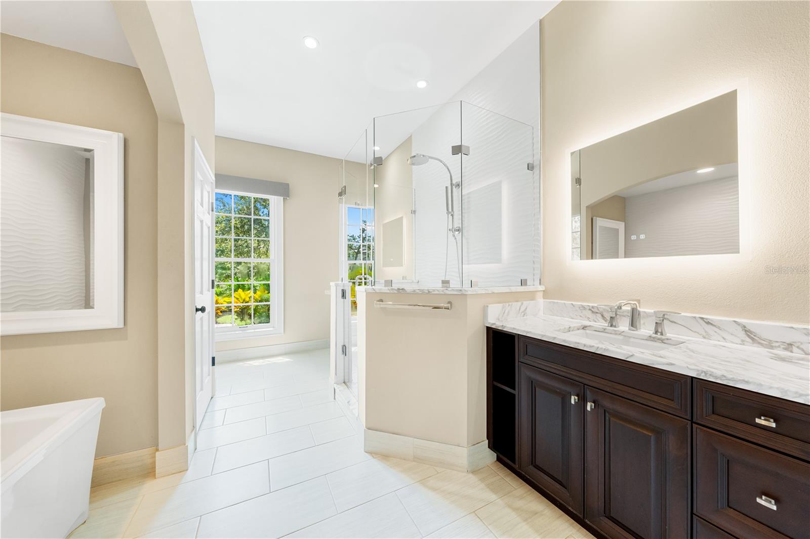 Image 12 of 99 For 133 Osprey Point Drive