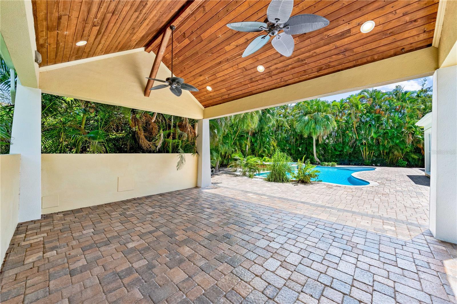 Image 50 of 99 For 133 Osprey Point Drive