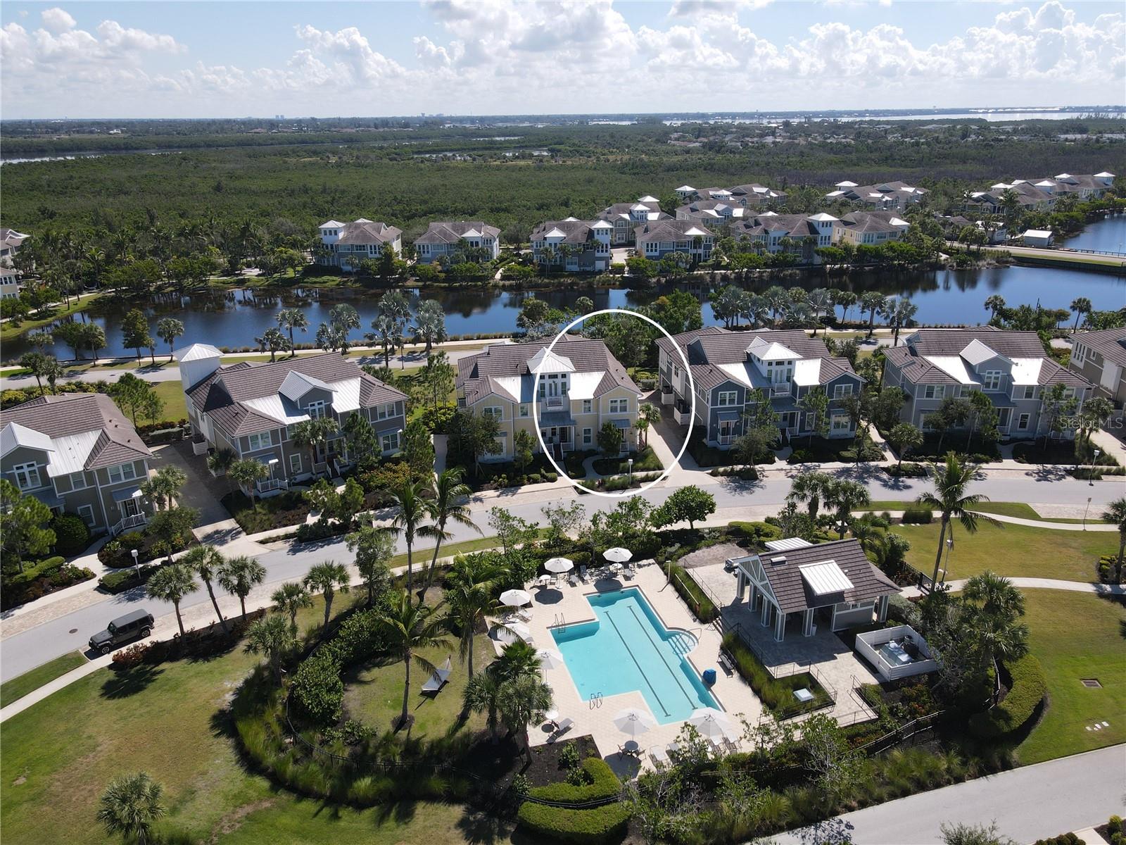 Image 4 of 52 For 343 Compass Point Drive 201