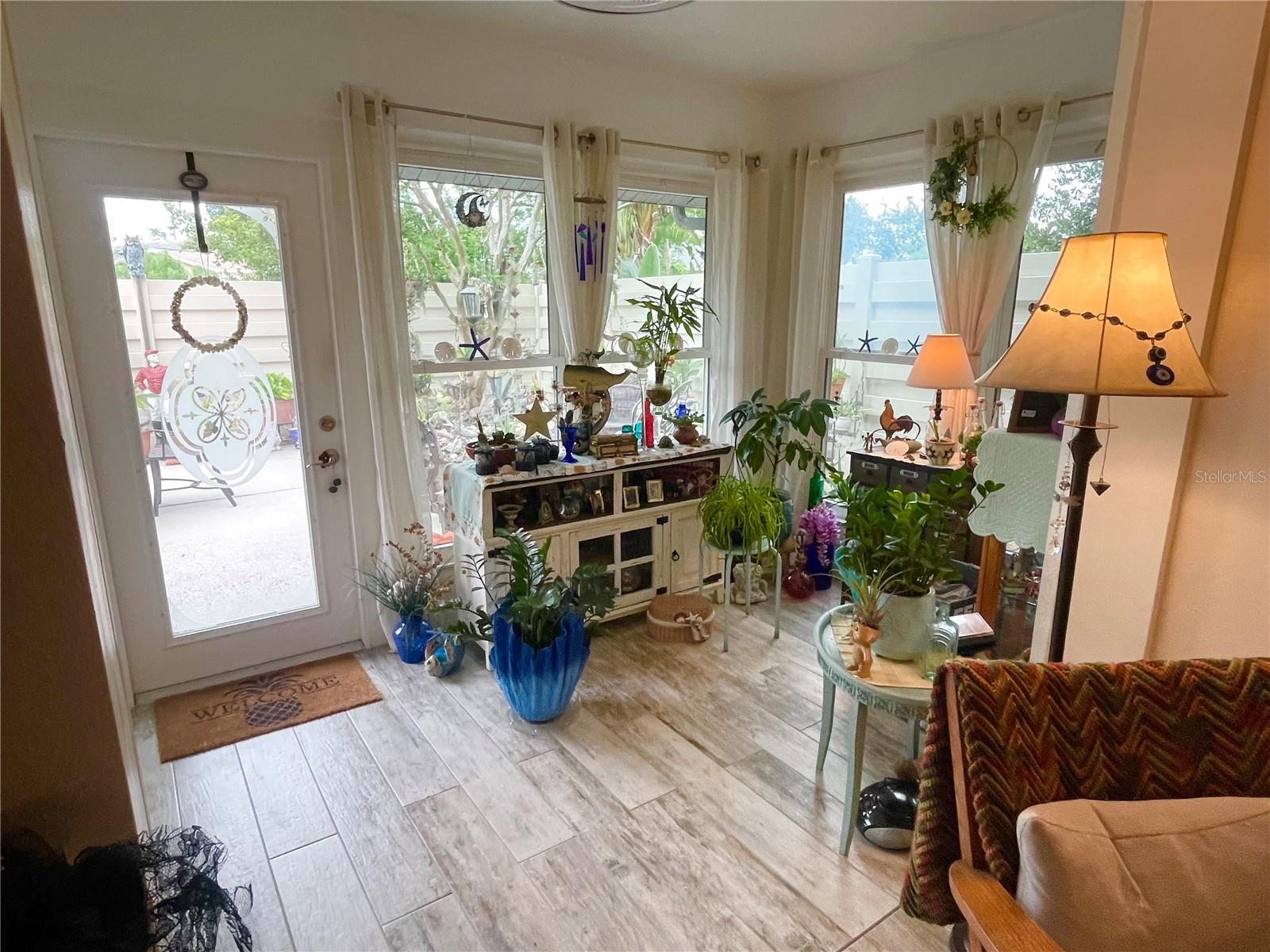 Image 9 of 22 For 4123 3rd Avenue W