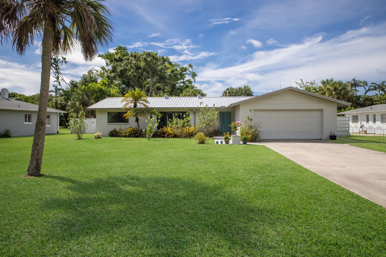 Details for 426 Shore Drive, SARASOTA, FL 34234