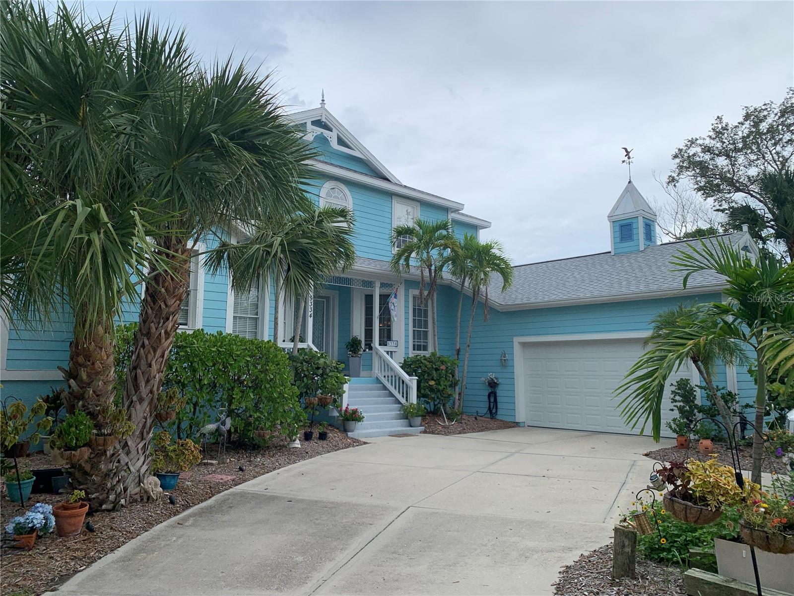 Image 2 of 33 For 5334 Calle Florida