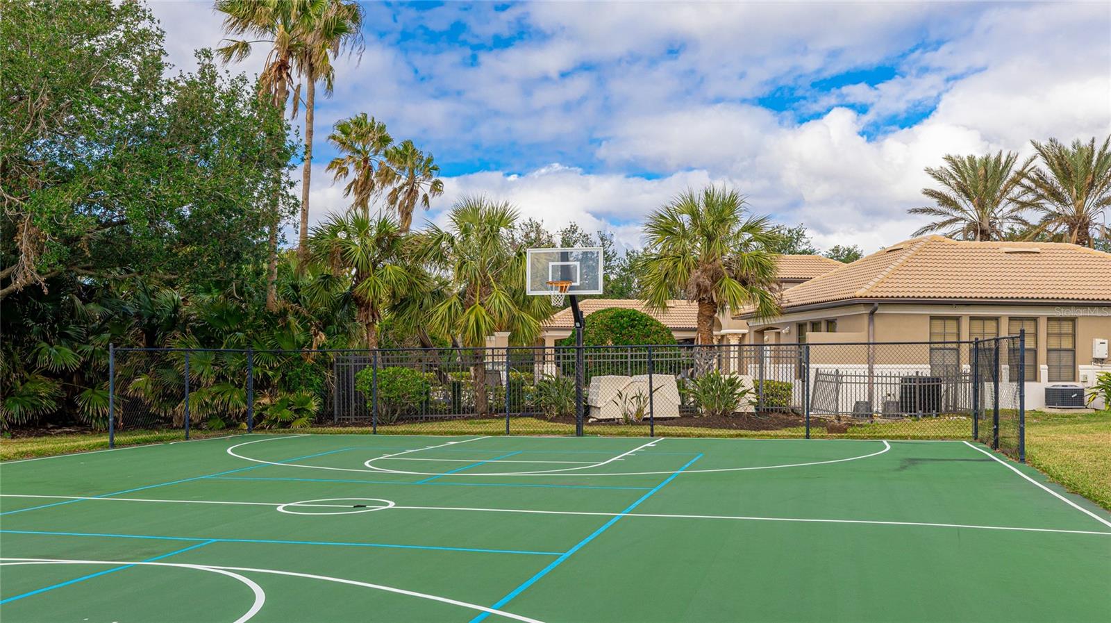 Image 42 of 51 For 1358 Cielo Court