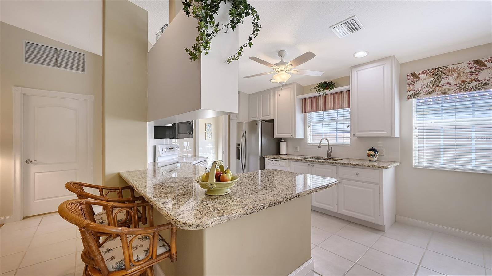 Image 17 of 100 For 7541 Pesaro Drive