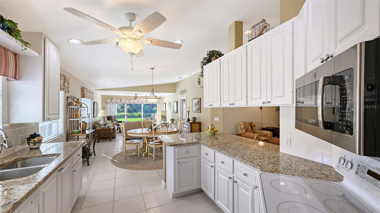 Image 19 of 100 For 7541 Pesaro Drive