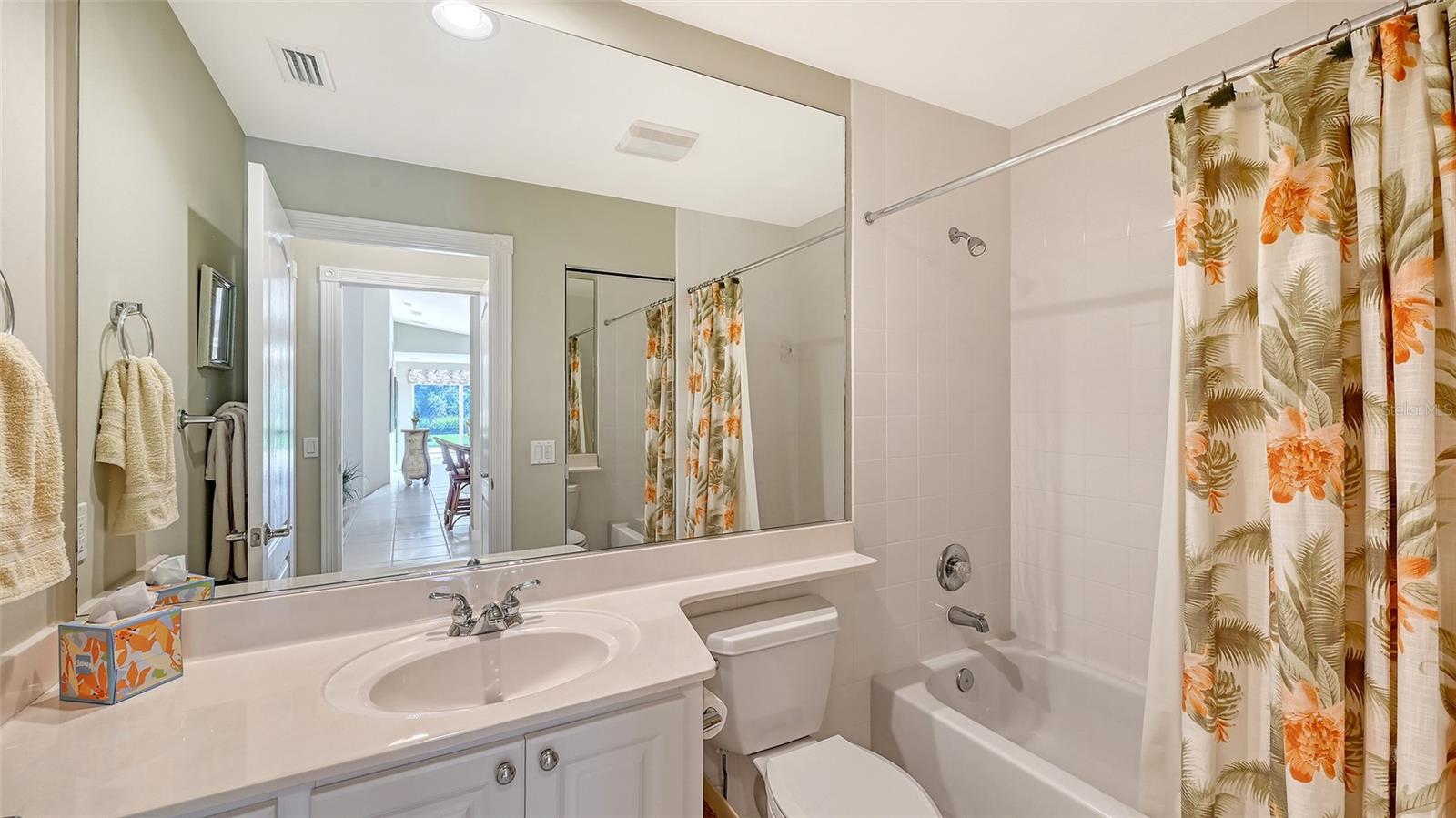 Image 23 of 100 For 7541 Pesaro Drive