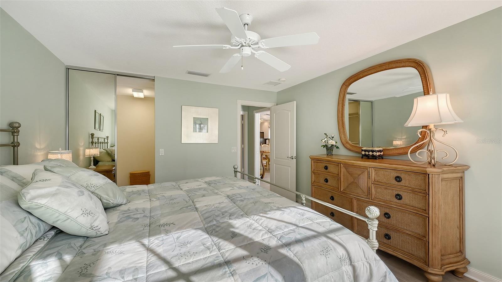 Image 25 of 100 For 7541 Pesaro Drive