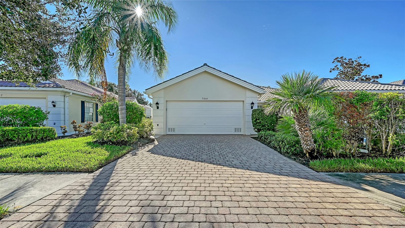 Image 37 of 100 For 7541 Pesaro Drive