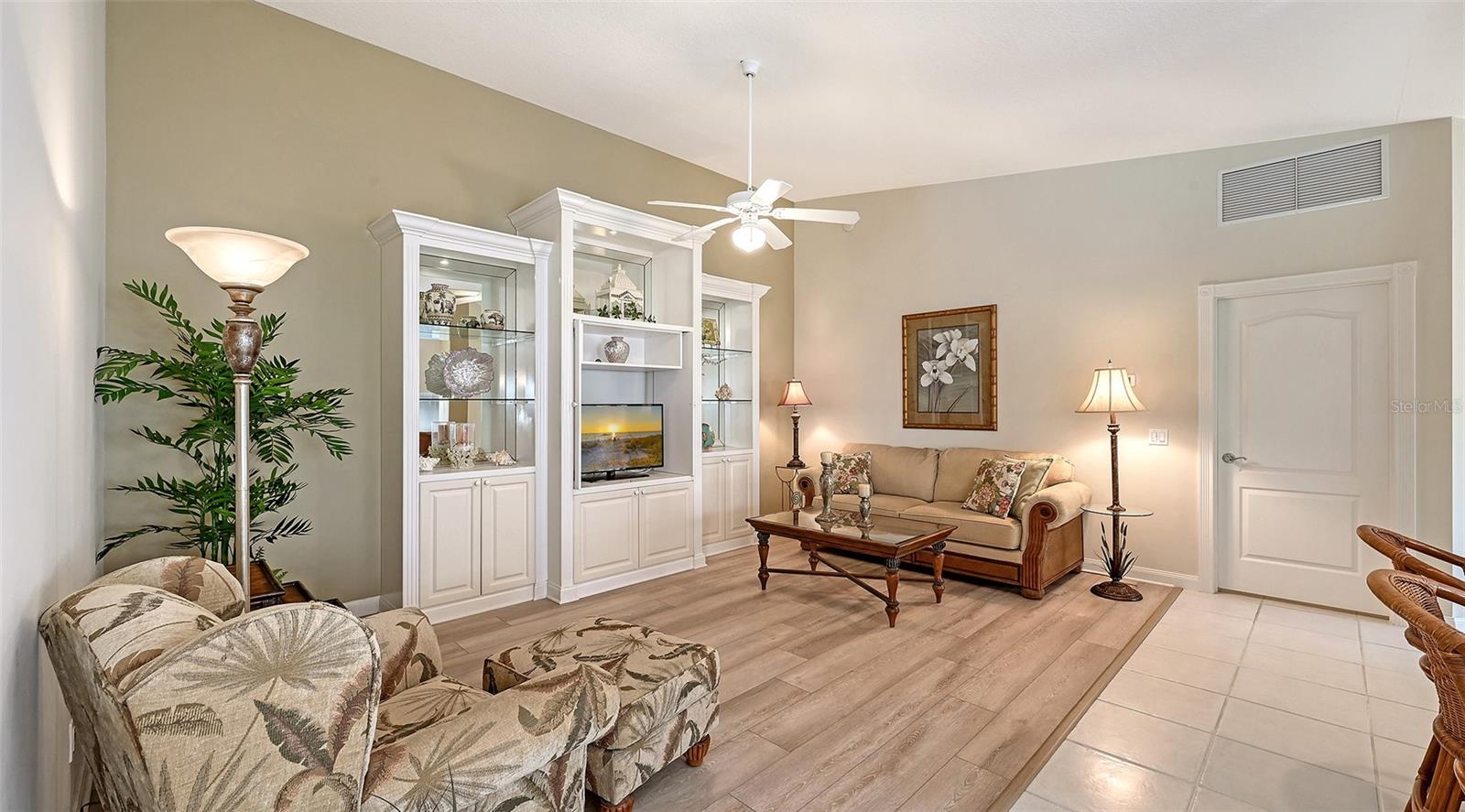 Image 8 of 100 For 7541 Pesaro Drive