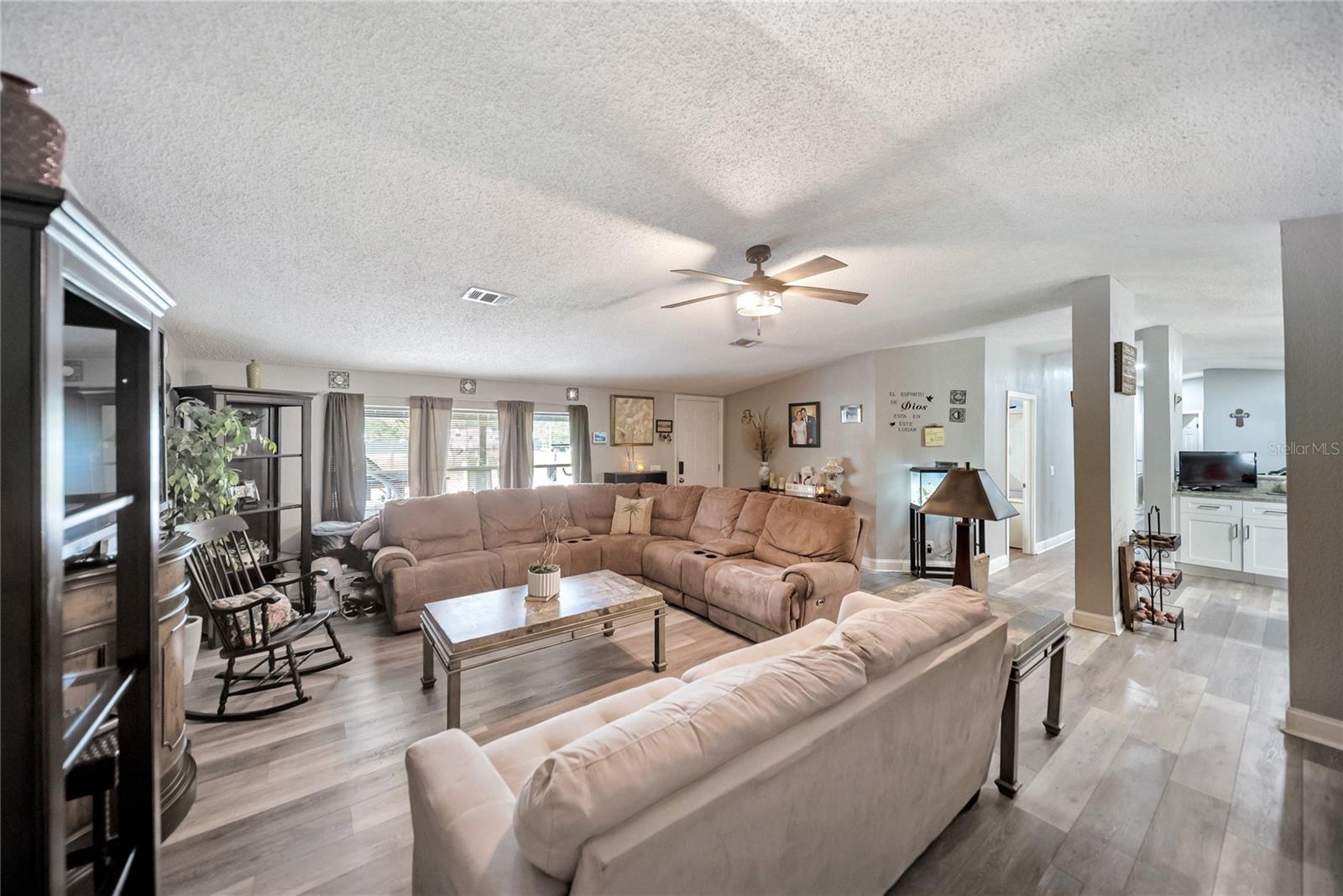 Image 18 of 38 For 12810 Greystone Place