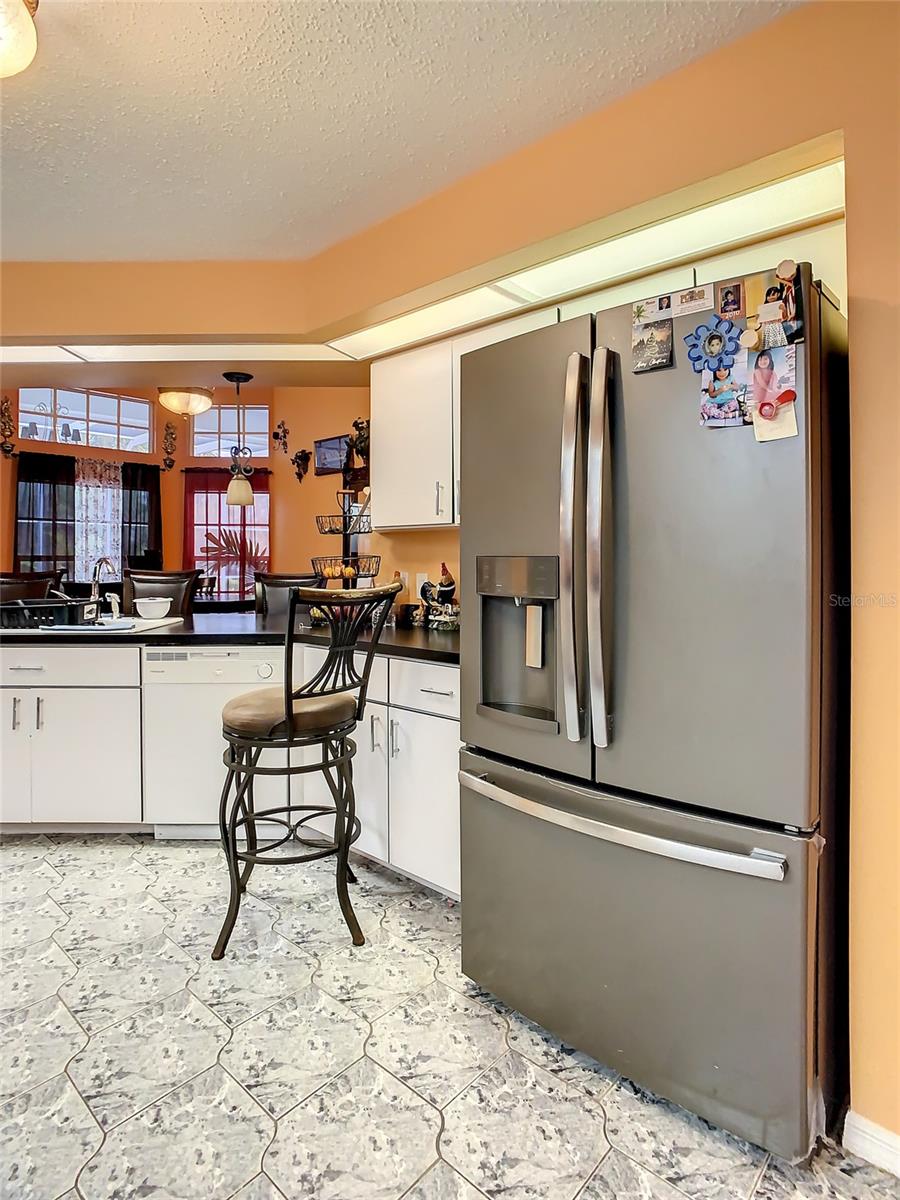 Image 14 of 52 For 23494 Westchester Boulevard