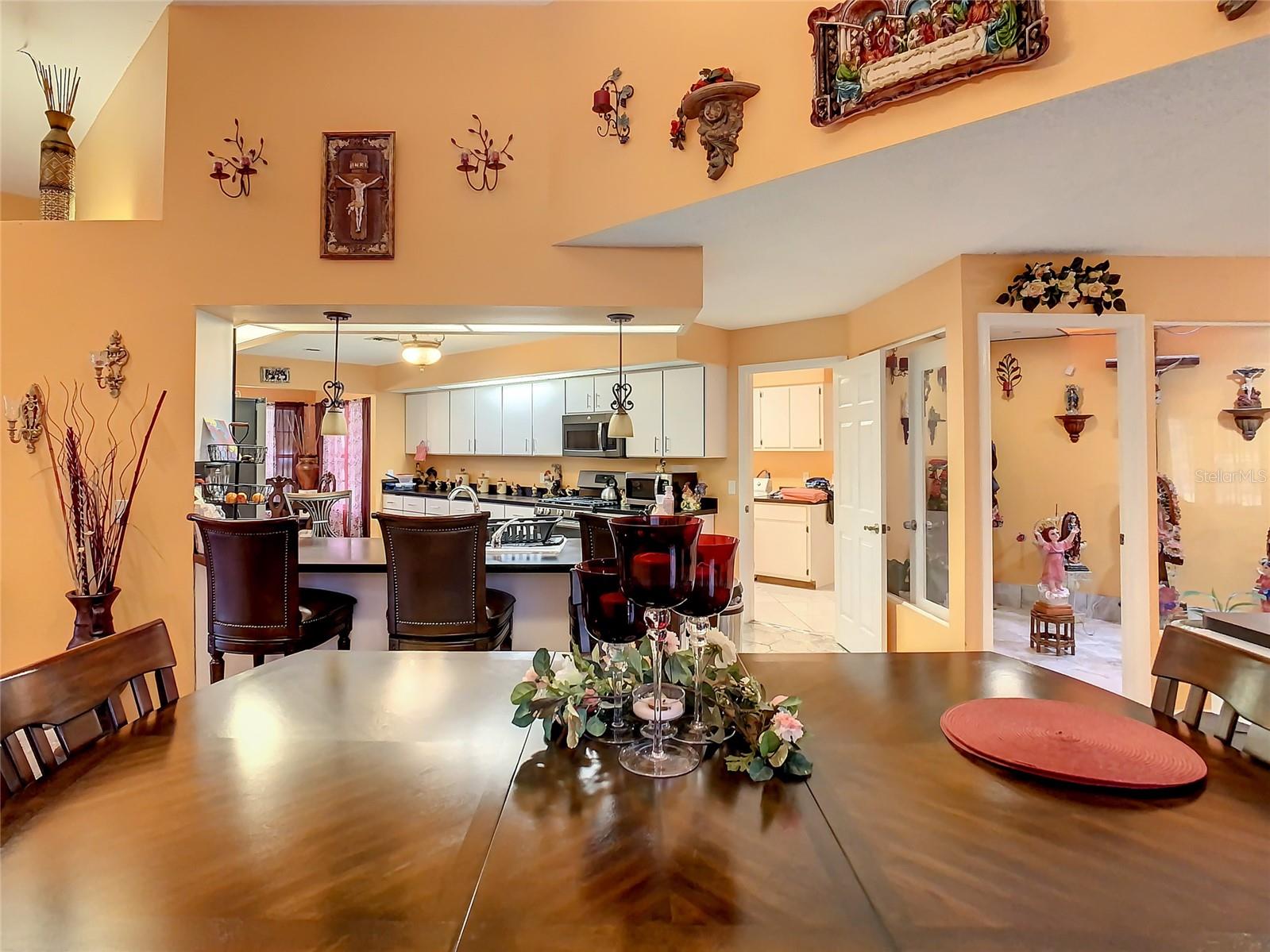 Image 15 of 52 For 23494 Westchester Boulevard