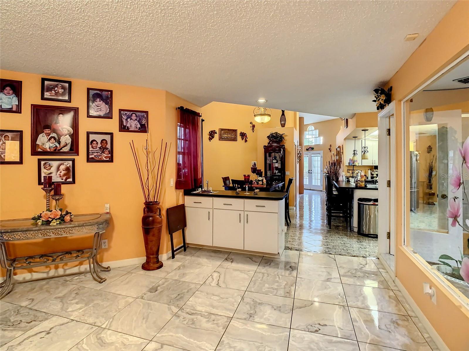 Image 17 of 52 For 23494 Westchester Boulevard
