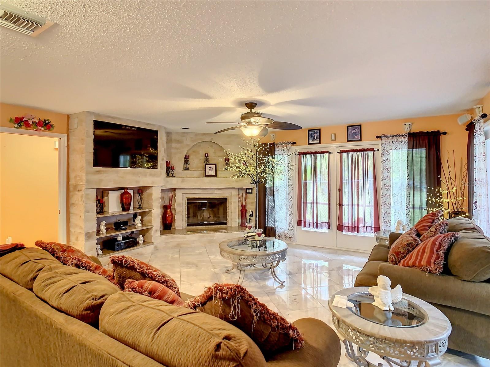 Image 20 of 52 For 23494 Westchester Boulevard