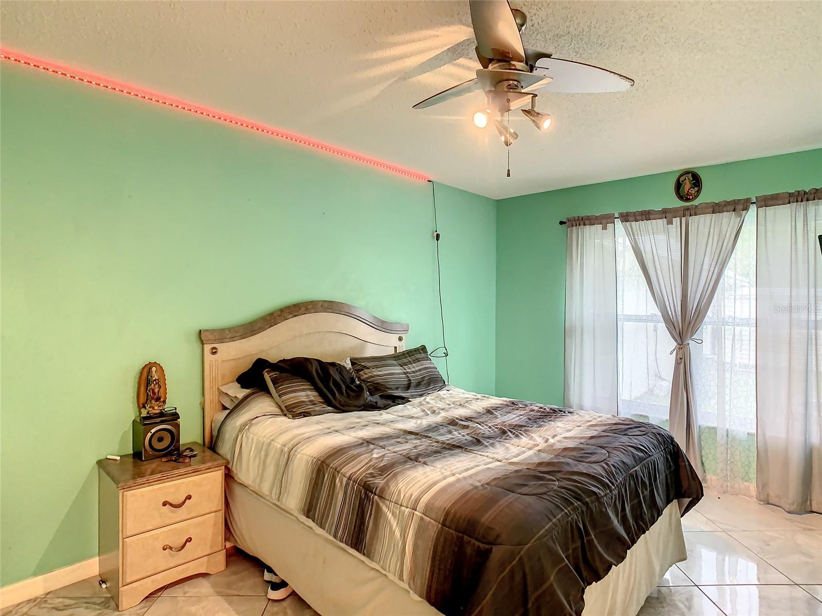 Image 23 of 52 For 23494 Westchester Boulevard