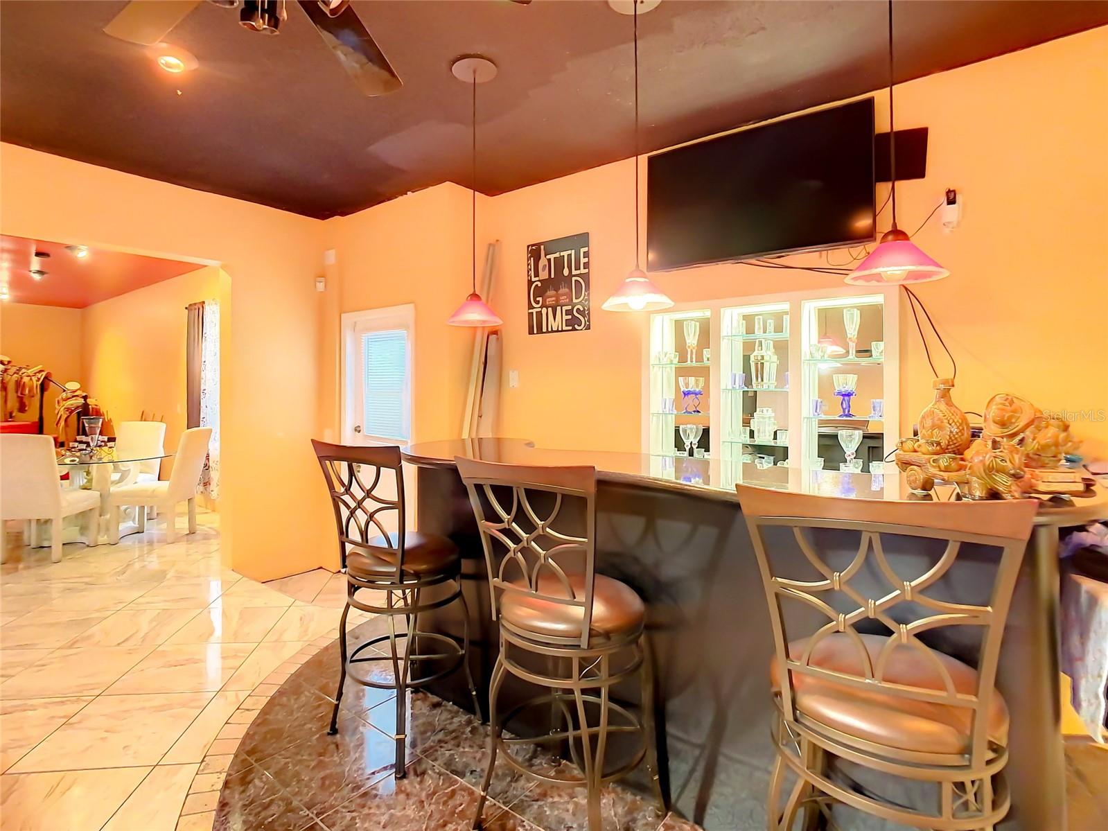 Image 25 of 52 For 23494 Westchester Boulevard