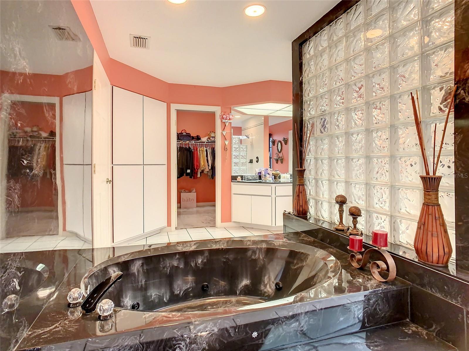 Image 34 of 52 For 23494 Westchester Boulevard