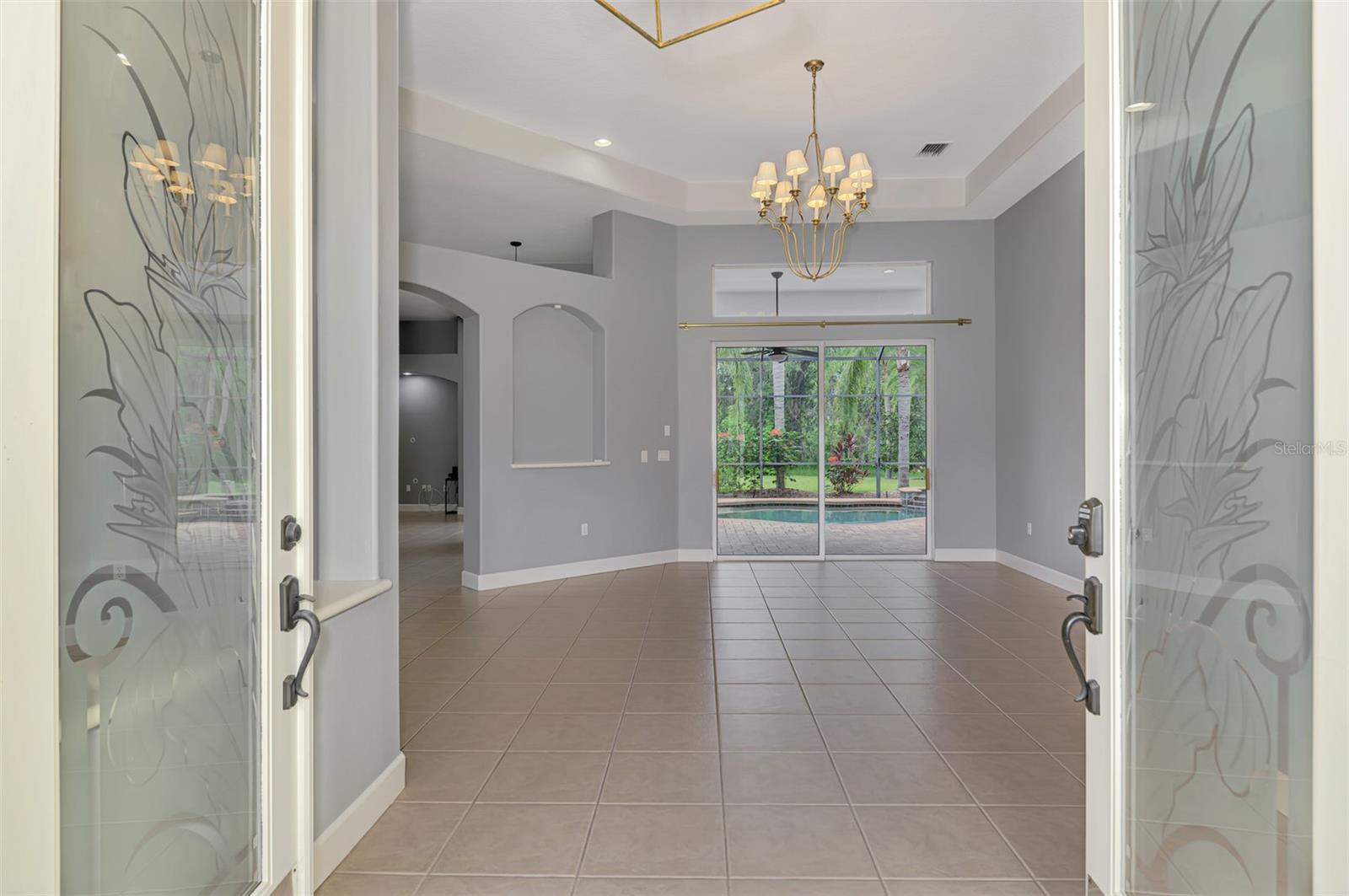 Image 13 of 89 For 14711 2nd Avenue Circle Ne