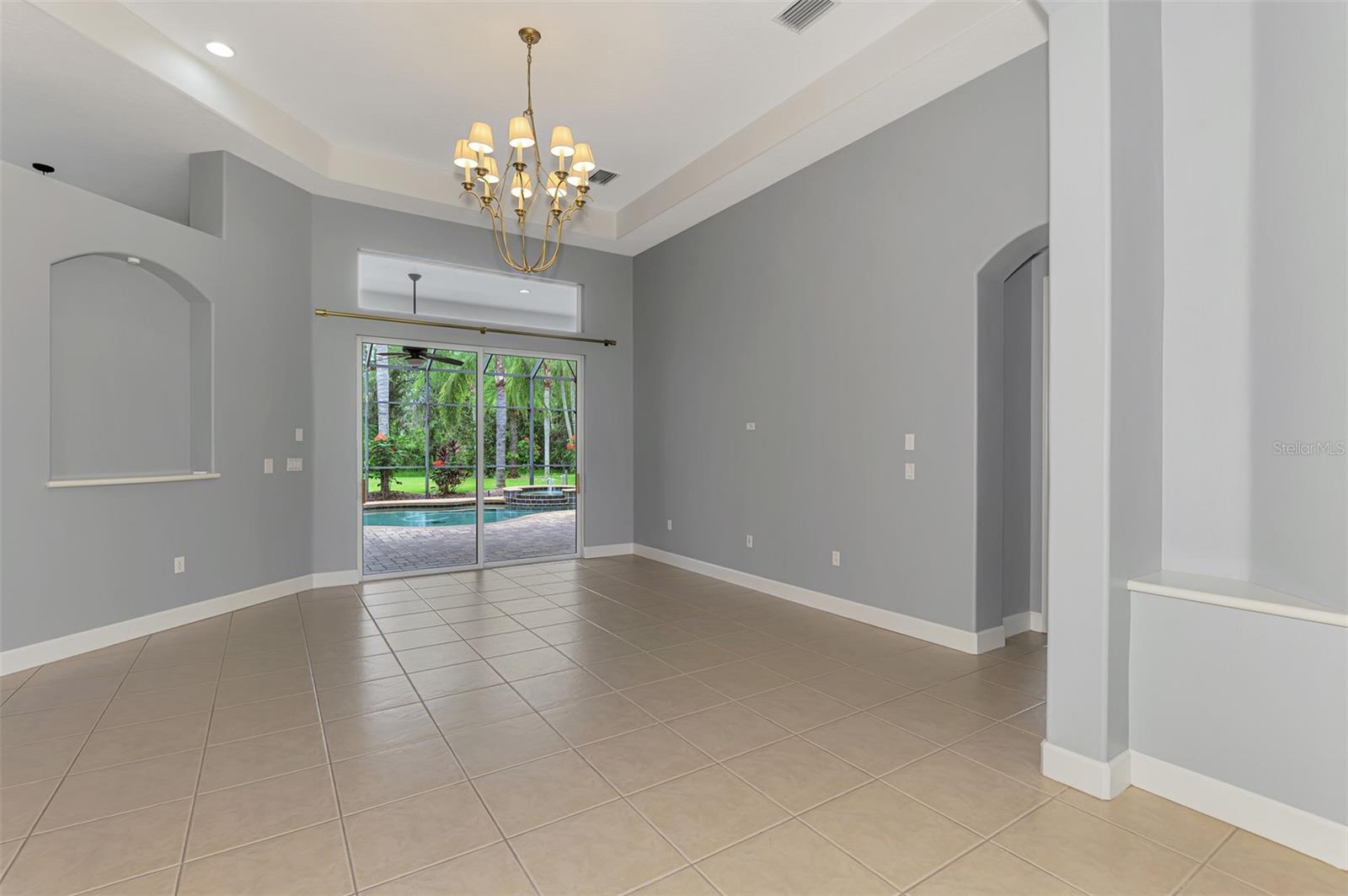 Image 17 of 89 For 14711 2nd Avenue Circle Ne