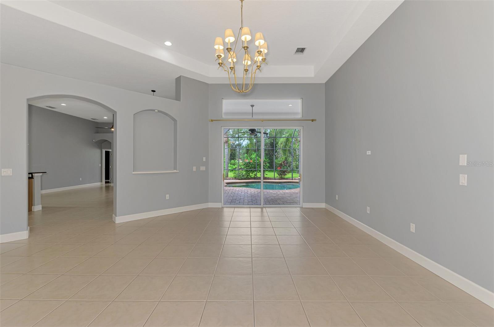Image 18 of 89 For 14711 2nd Avenue Circle Ne