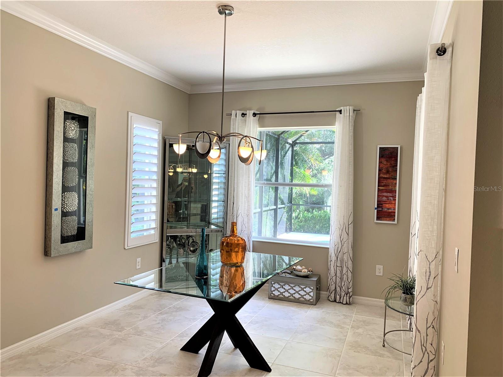 Image 11 of 27 For 4618 Woodbrook Drive