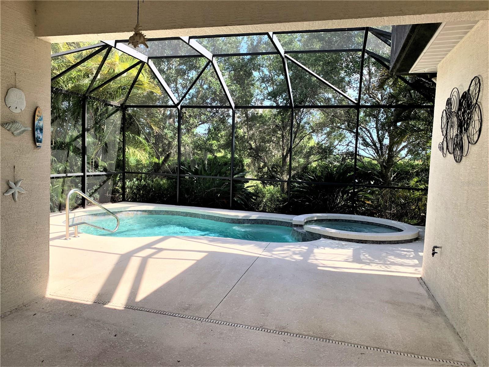 Image 21 of 27 For 4618 Woodbrook Drive