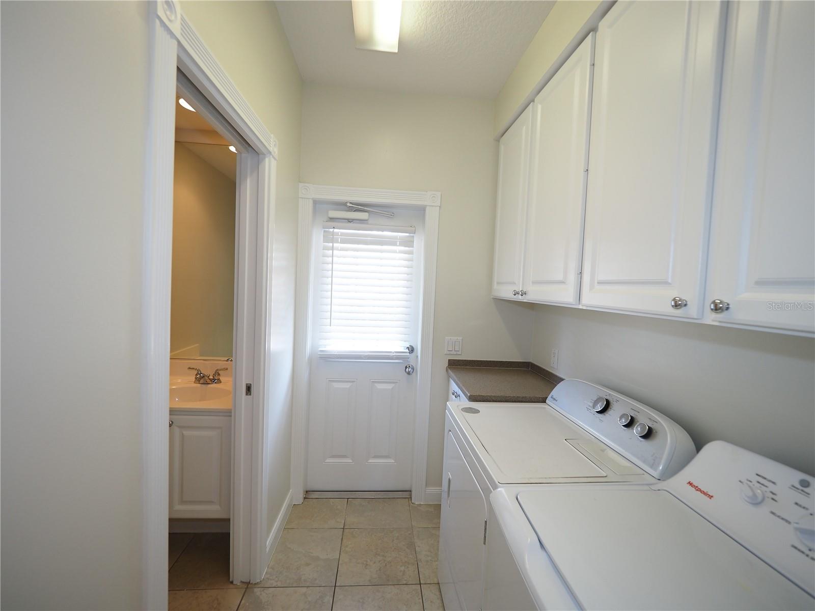 Image 10 of 35 For 1533 Napoli Drive W