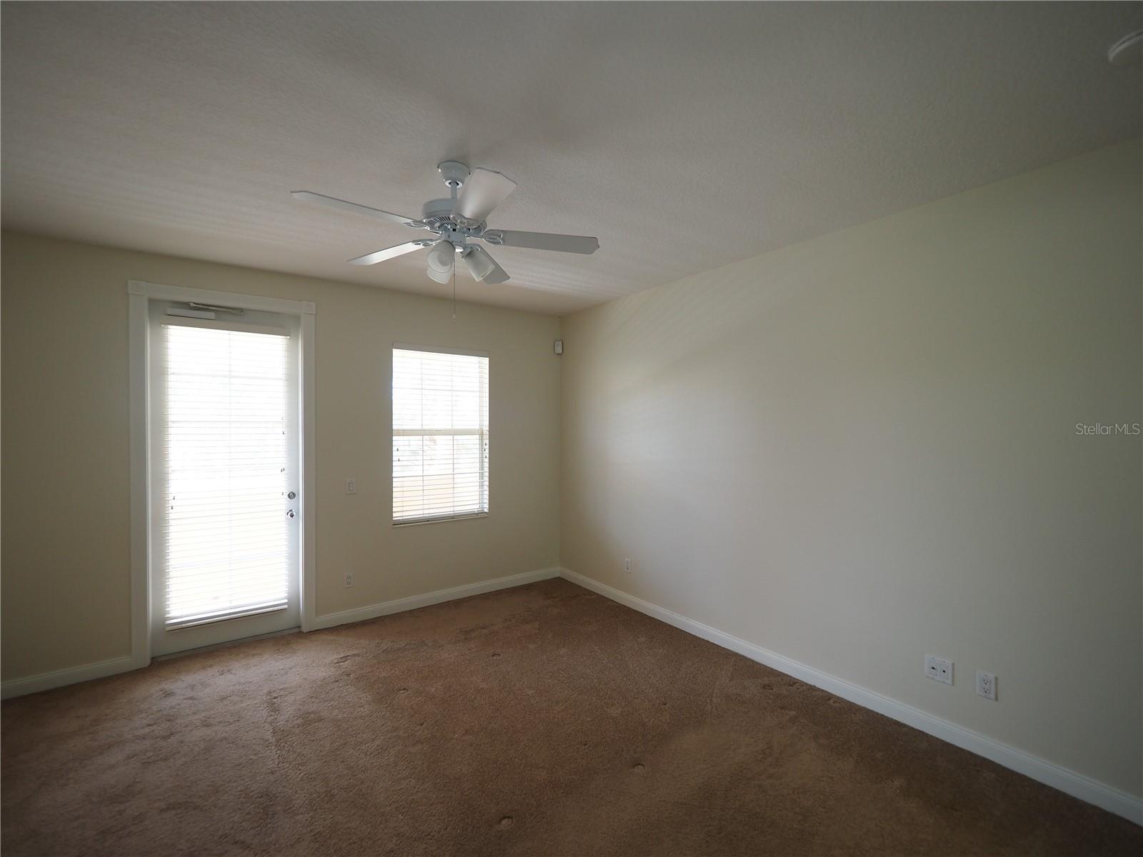 Image 20 of 35 For 1533 Napoli Drive W