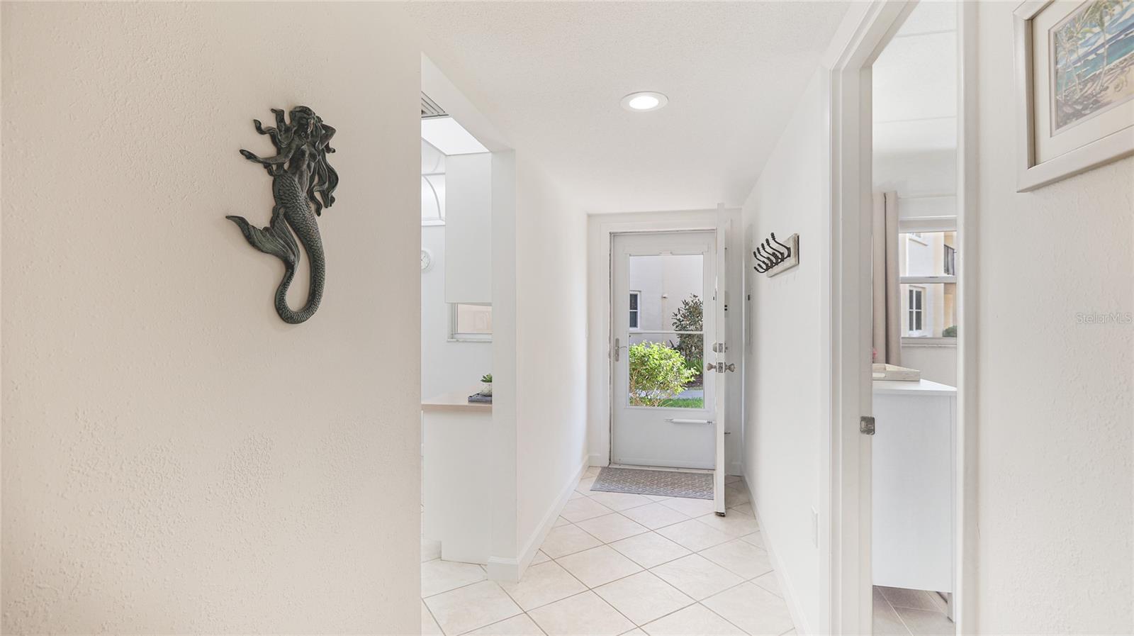 Image 6 of 54 For 260 Santa Maria Street 110