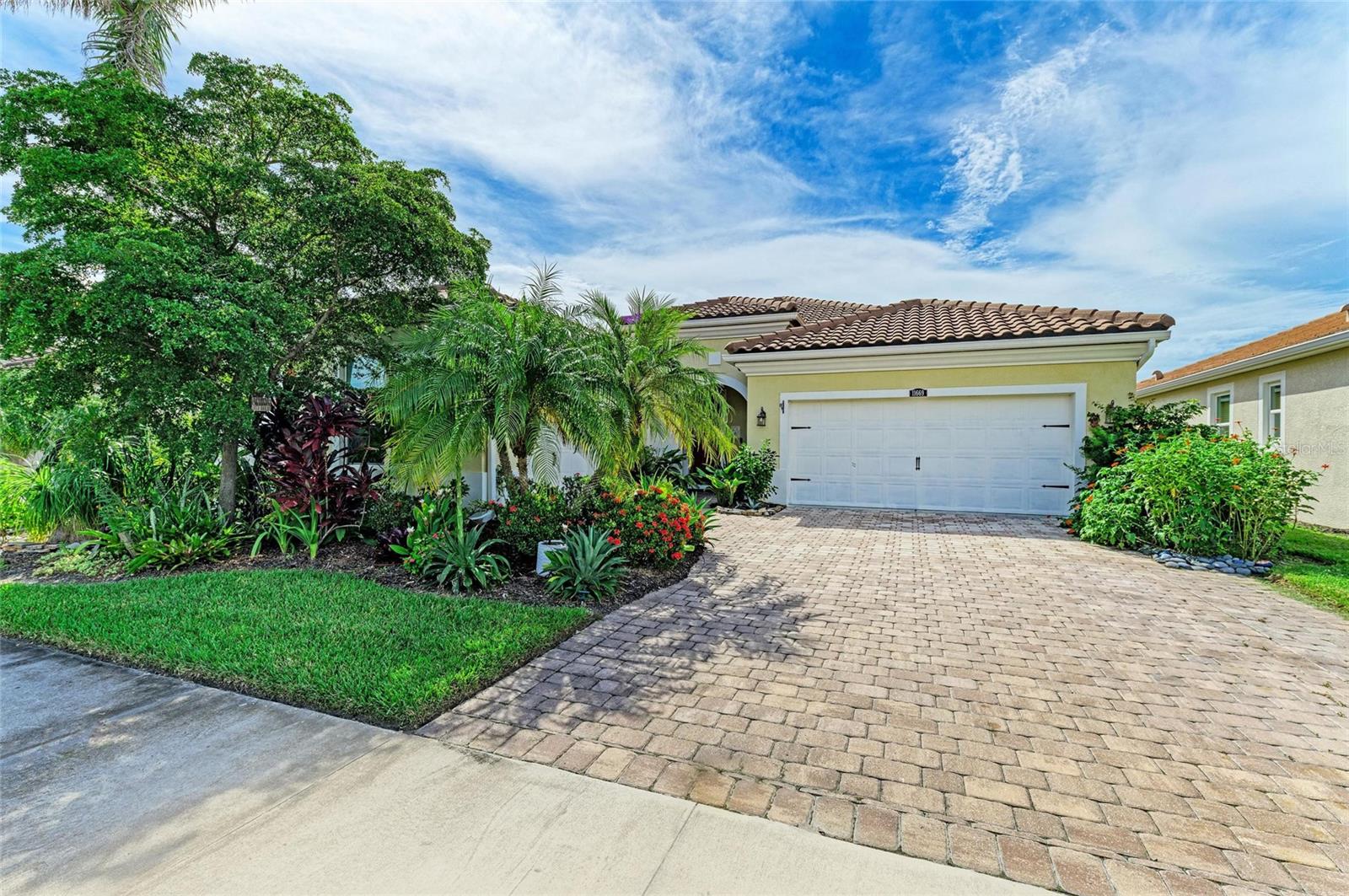 Image 5 of 52 For 11669 Tapestry Lane