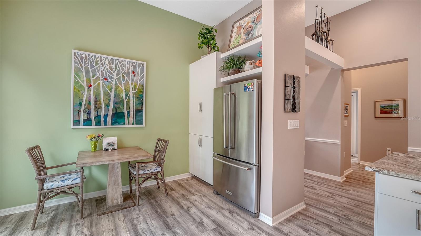 Image 16 of 72 For 7622 Whitebridge Glen