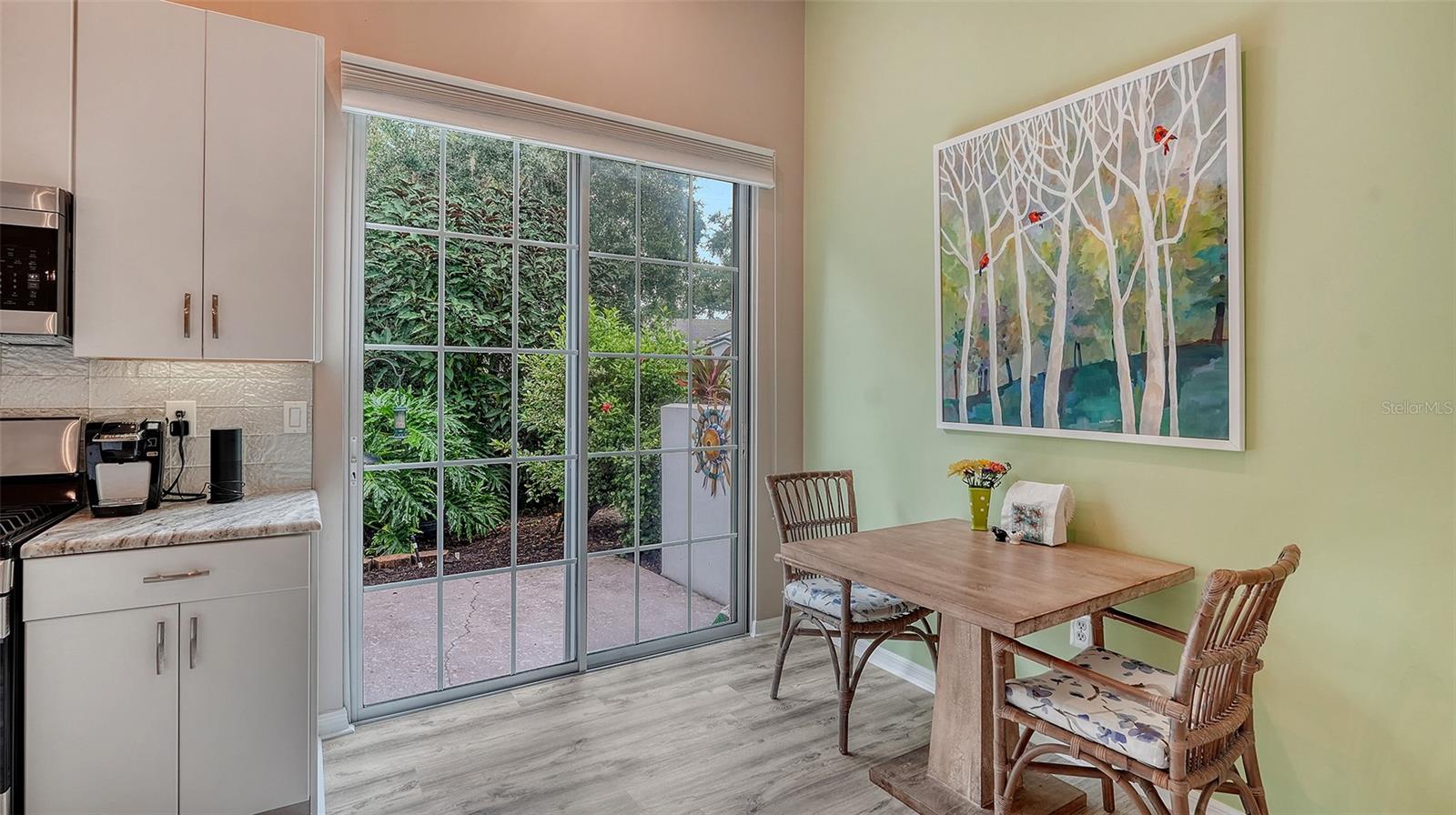 Image 17 of 72 For 7622 Whitebridge Glen
