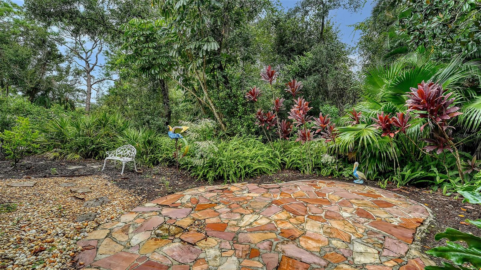 Image 32 of 72 For 7622 Whitebridge Glen