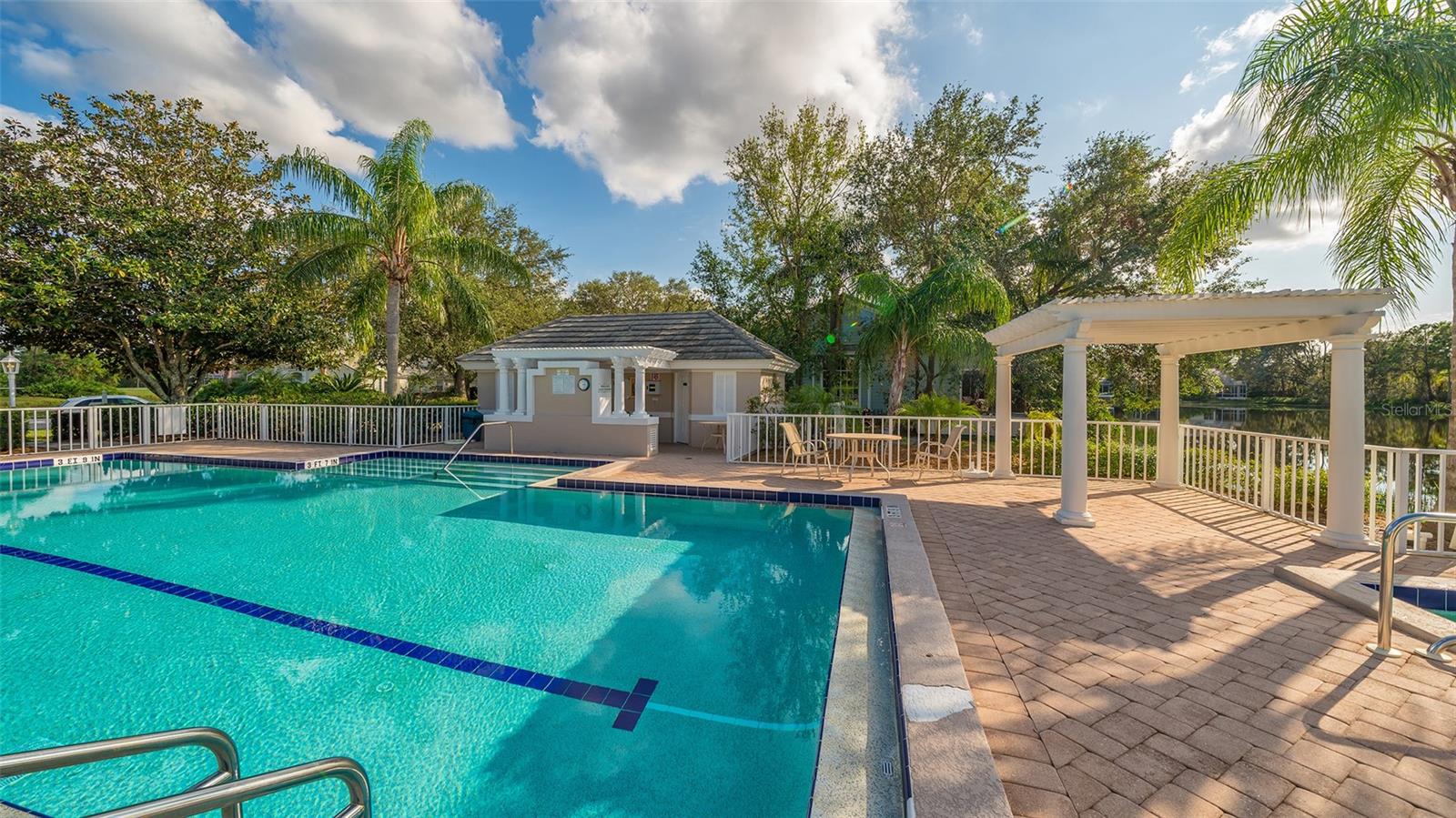 Image 37 of 72 For 7622 Whitebridge Glen